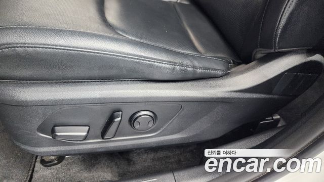 Kia Sportage (V) Diesel 2.0 2WD Prestige 2022 — фото 31