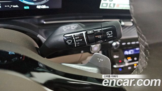 Kia Carnival (IV) Gasoline 9-Seater Hi-Limousine Signature 2023 — фото 17