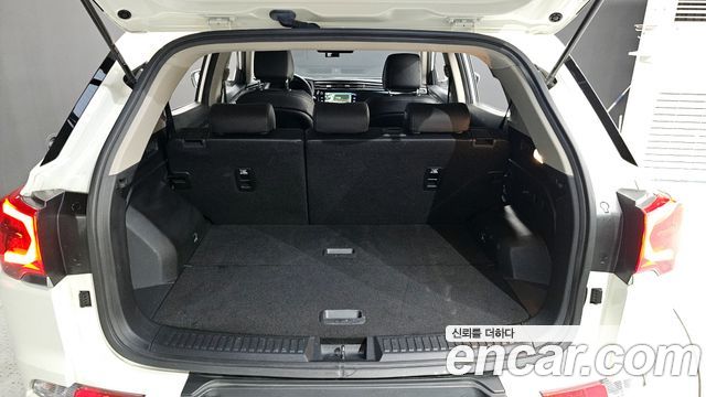 KG Mobility (SsangYong) Beautiful Korando Gasoline 1.5 2WD C5 Plus 2022 — фото 20