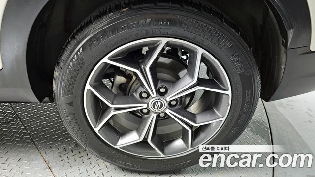 KG Mobility (SsangYong) Beautiful Korando Gasoline 1.5 2WD C5 Plus 2022 — фото 21