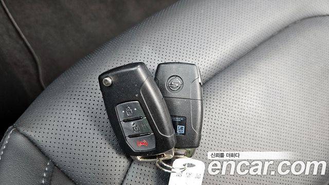 KG Mobility (SsangYong) Beautiful Korando Gasoline 1.5 2WD C5 Plus 2022 — фото 28