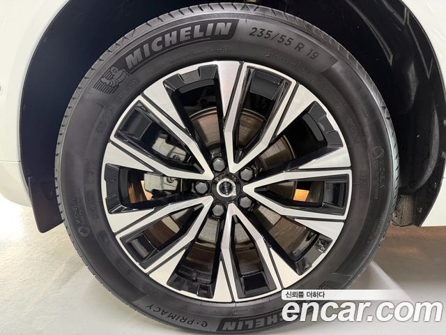 Volvo XC60 (II) B5 Ultra Bright 2025 — фото 5