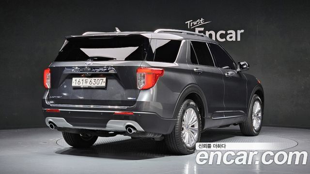 Ford Explorer (VI) 2.3 LimIted 4WD 2020 — фото 2