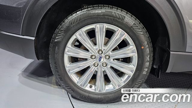 Ford Explorer (VI) 2.3 LimIted 4WD 2020 — фото 5