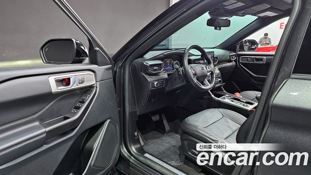 Ford Explorer (VI) 2.3 LimIted 4WD 2020 — фото 10