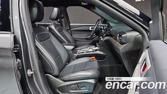 Ford Explorer (VI) 2.3 LimIted 4WD 2020 — фото 16