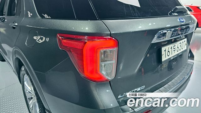 Ford Explorer (VI) 2.3 LimIted 4WD 2020 — фото 25