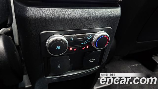 Ford Explorer (VI) 2.3 LimIted 4WD 2020 — фото 32