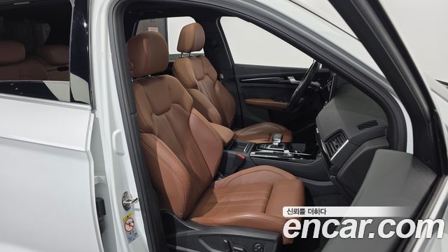 Audi Q5 (FY) 45 TFSI Quattro Premium 2022 — фото 12