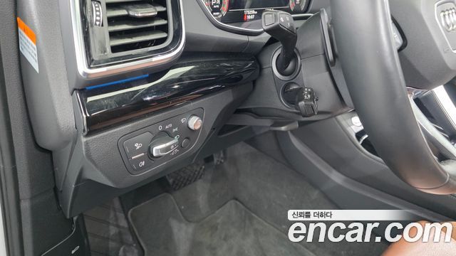 Audi Q5 (FY) 45 TFSI Quattro Premium 2022 — фото 15