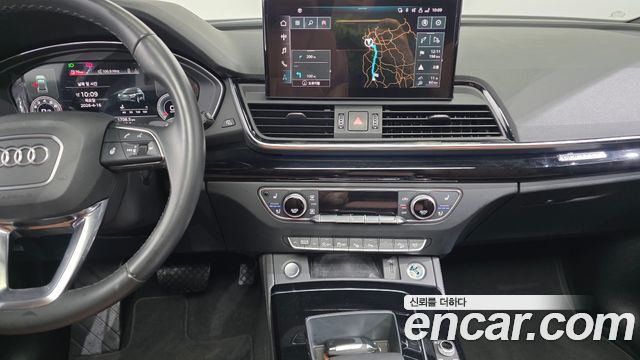 Audi Q5 (FY) 45 TFSI Quattro Premium 2022 — фото 19
