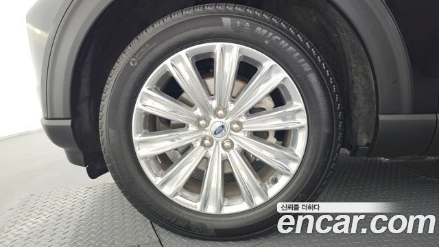 Ford Explorer (VI) 2.3 LimIted 4WD 2022 — фото 5