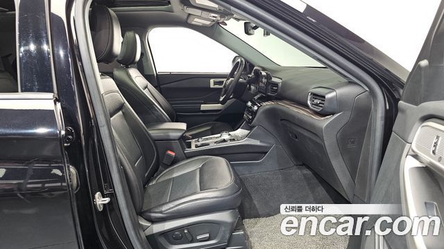 Ford Explorer (VI) 2.3 LimIted 4WD 2022 — фото 11