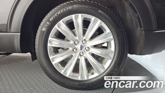 Ford Explorer (VI) 2.3 LimIted 4WD 2022 — фото 21