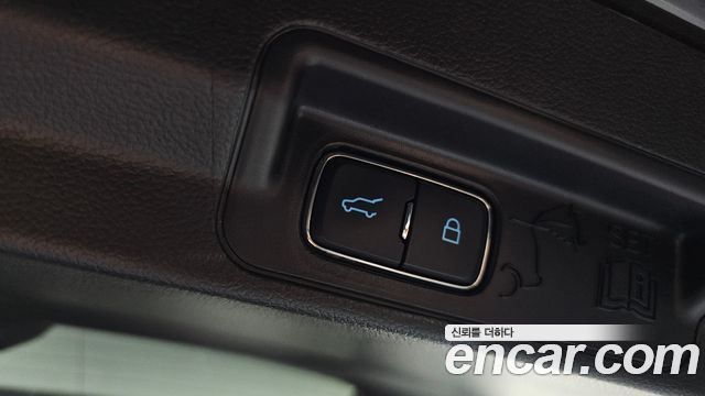 Ford Explorer (VI) 2.3 LimIted 4WD 2022 — фото 27