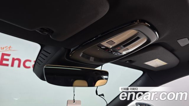 Volvo V60 Cross Country (II) B5 Ultimate AWD 2023 — фото 35