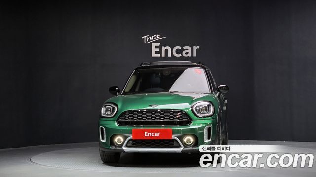 MINI Cooper S Countryman ALL4 Classic Launch Pack 2nd 2023 — фото 3