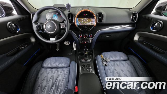 MINI Cooper S Countryman ALL4 Classic Launch Pack 2nd 2023 — фото 7