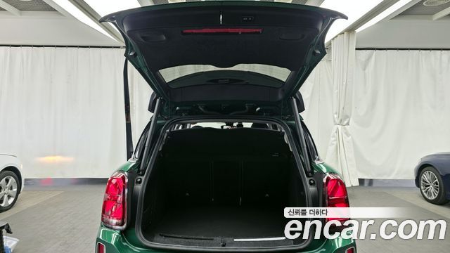 MINI Cooper S Countryman ALL4 Classic Launch Pack 2nd 2023 — фото 20