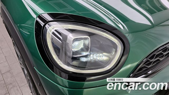 MINI Cooper S Countryman ALL4 Classic Launch Pack 2nd 2023 — фото 22