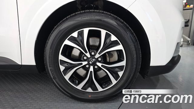 Kia Carnival (IV) Diesel 9-Seater Prestige 2021 — фото 5