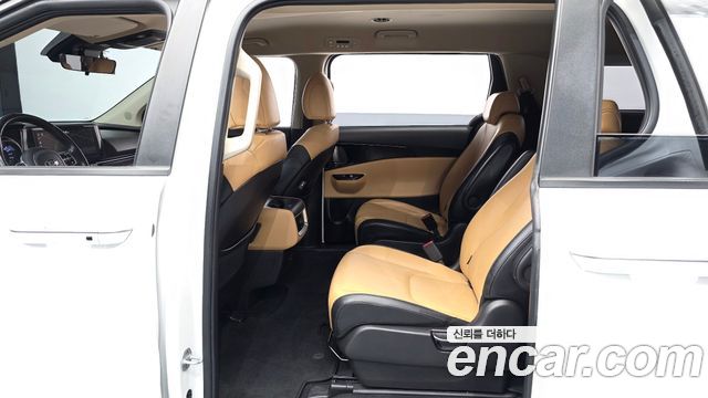 Kia Carnival (IV) Diesel 9-Seater Prestige 2021 — фото 16