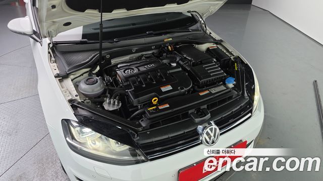 Volkswagen Golf (VII) 2.0 TDI 2015 — фото 6