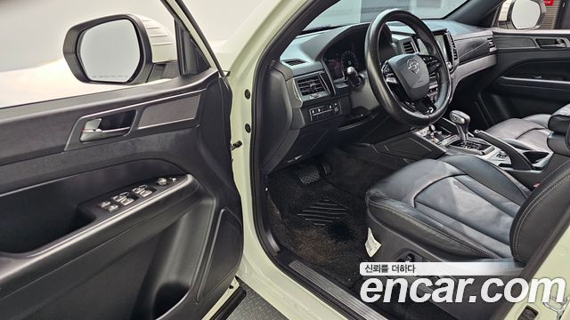 KG Mobility (SsangYong) Rexton Sports Khan Diesel 2.2 4WD Prestige 2023 — фото 10