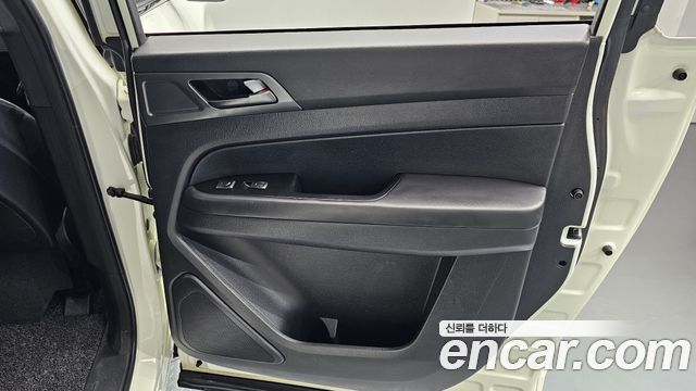 KG Mobility (SsangYong) Rexton Sports Khan Diesel 2.2 4WD Prestige 2023 — фото 25