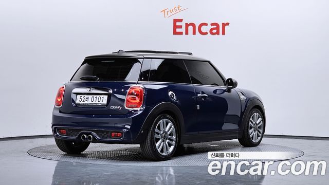 MINI Cooper S Seven Edition 3rd 2017 — фото 2