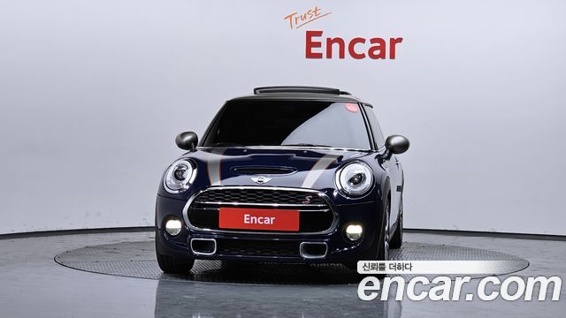 MINI Cooper S Seven Edition 3rd 2017 — фото 3