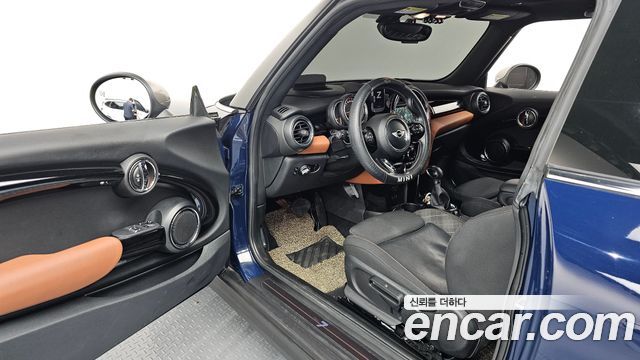 MINI Cooper S Seven Edition 3rd 2017 — фото 10