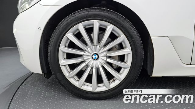 BMW 6 Series GT (G32) 620d Luxury 2022 — фото 5