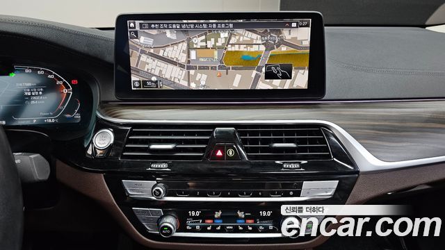 BMW 6 Series GT (G32) 620d Luxury 2022 — фото 14