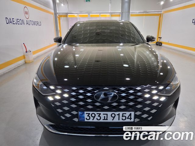 Hyundai Grandeur (IG) 3.3 Premium