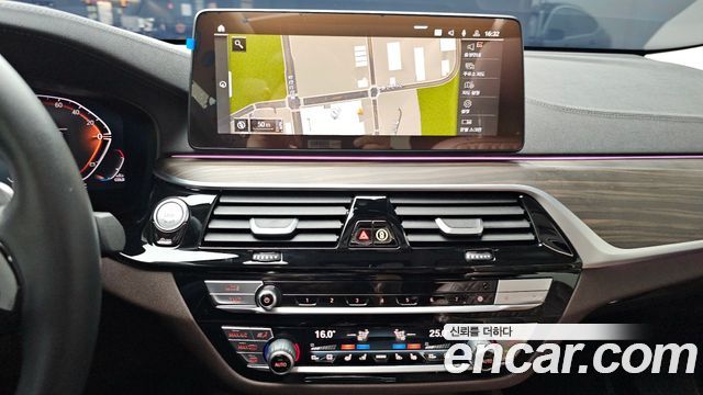 BMW 6 Series GT (G32) 620d Luxury 2023 — фото 34