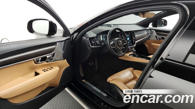 Volvo V90 Cross Country T5 Pro AWD 2019 — фото 10
