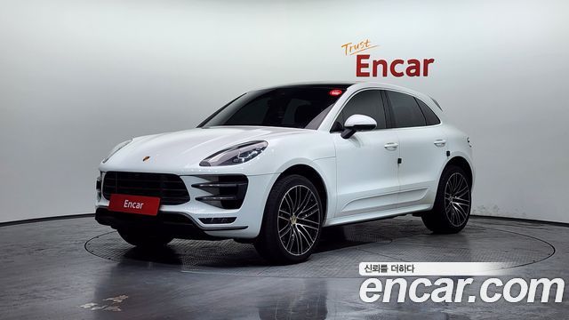 Porsche Macan 3.6 Turbo 95B 2017 — фото 1