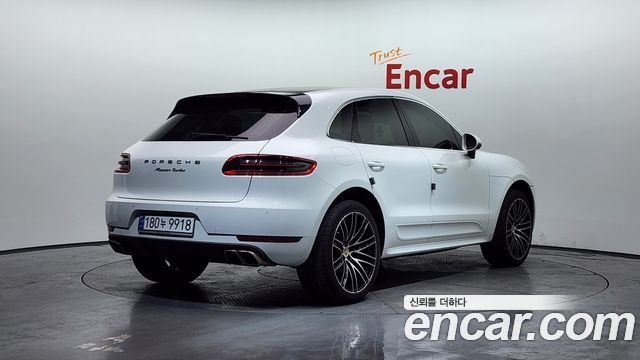 Porsche Macan 3.6 Turbo 95B 2017 — фото 2