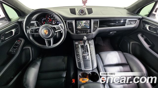 Porsche Macan 3.6 Turbo 95B 2017 — фото 7