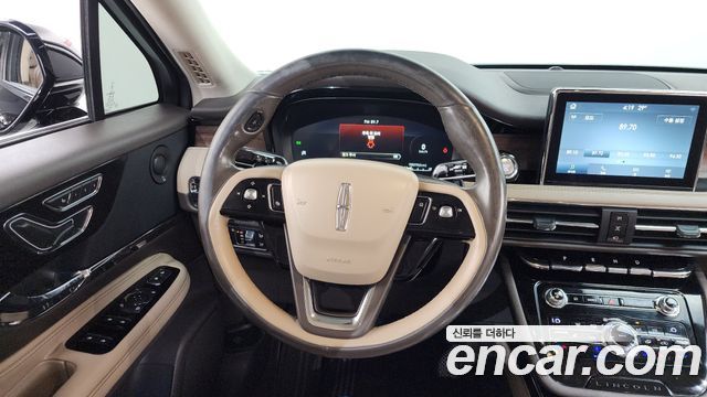 Lincoln Corsair 2.0 Reserve AWD 2020 — фото 16