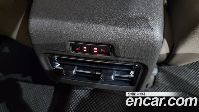 Lincoln Corsair 2.0 Reserve AWD 2020 — фото 22