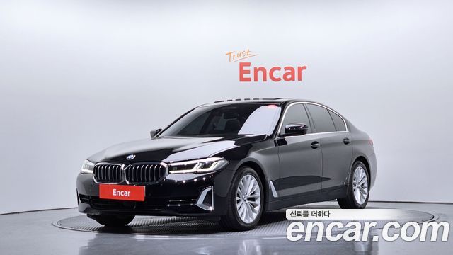 BMW 5 Series (G30) 520i Luxury