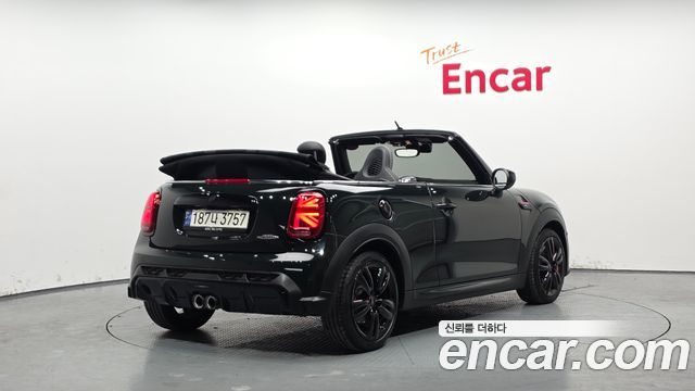 MINI Cooper S Convertible JCW 3rd 2024 — фото 2