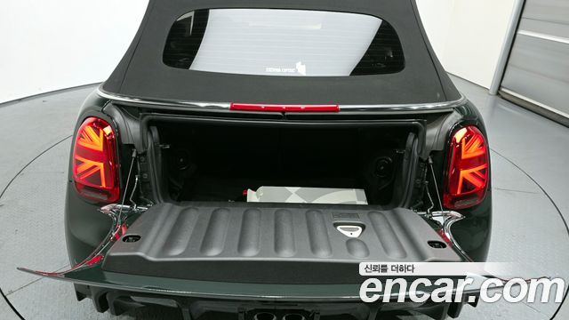 MINI Cooper S Convertible JCW 3rd 2024 — фото 20