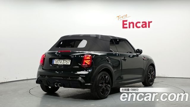 MINI Cooper S Convertible JCW 3rd 2024 — фото 33