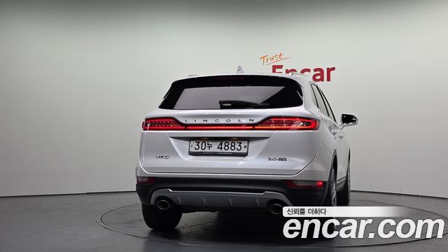 Lincoln MKC 2.0 AWD 2015 — фото 4