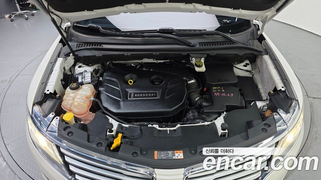 Lincoln MKC 2.0 AWD 2015 — фото 6