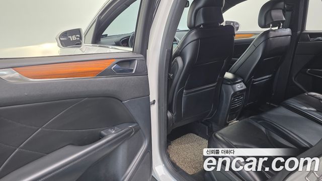 Lincoln MKC 2.0 AWD 2015 — фото 17