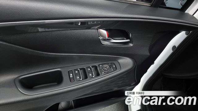 Hyundai Santa Fe Diesel 2.2 2WD Prestige 2021 — фото 27